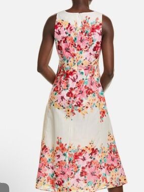 Floral A-Line Midi Dress in White and Pink